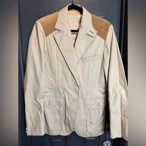 Vintage blazer size 38 Lobo by Pen West in Portland Oregon.  Some damage…​​​